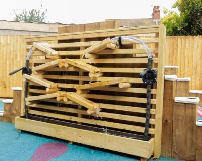 outside-water-play